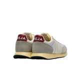 VEJA Rio Branco II alveomesh light grey pierre marsala men