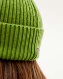 THINKING MU Amor beanie parrot green unisex